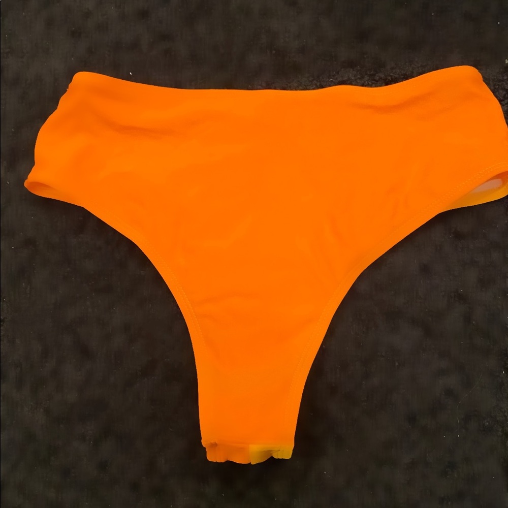 SOLD - Picture 3 of 4